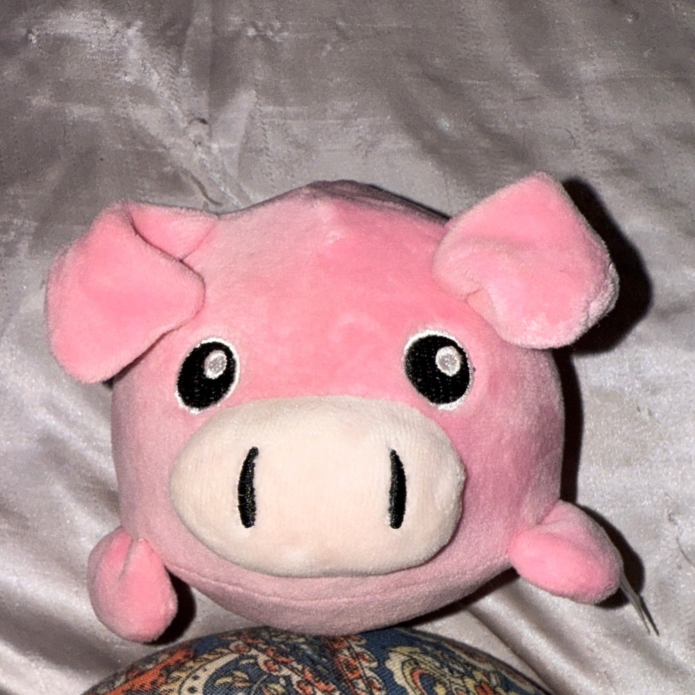 Ganz Slow Rise Squishy Squad Pink Piggy (Like New)